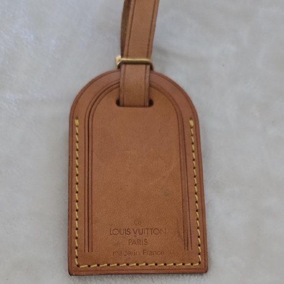 Authentic Louis Vuitton Brown Leather Luggage Tag - Picture 1 of 2
